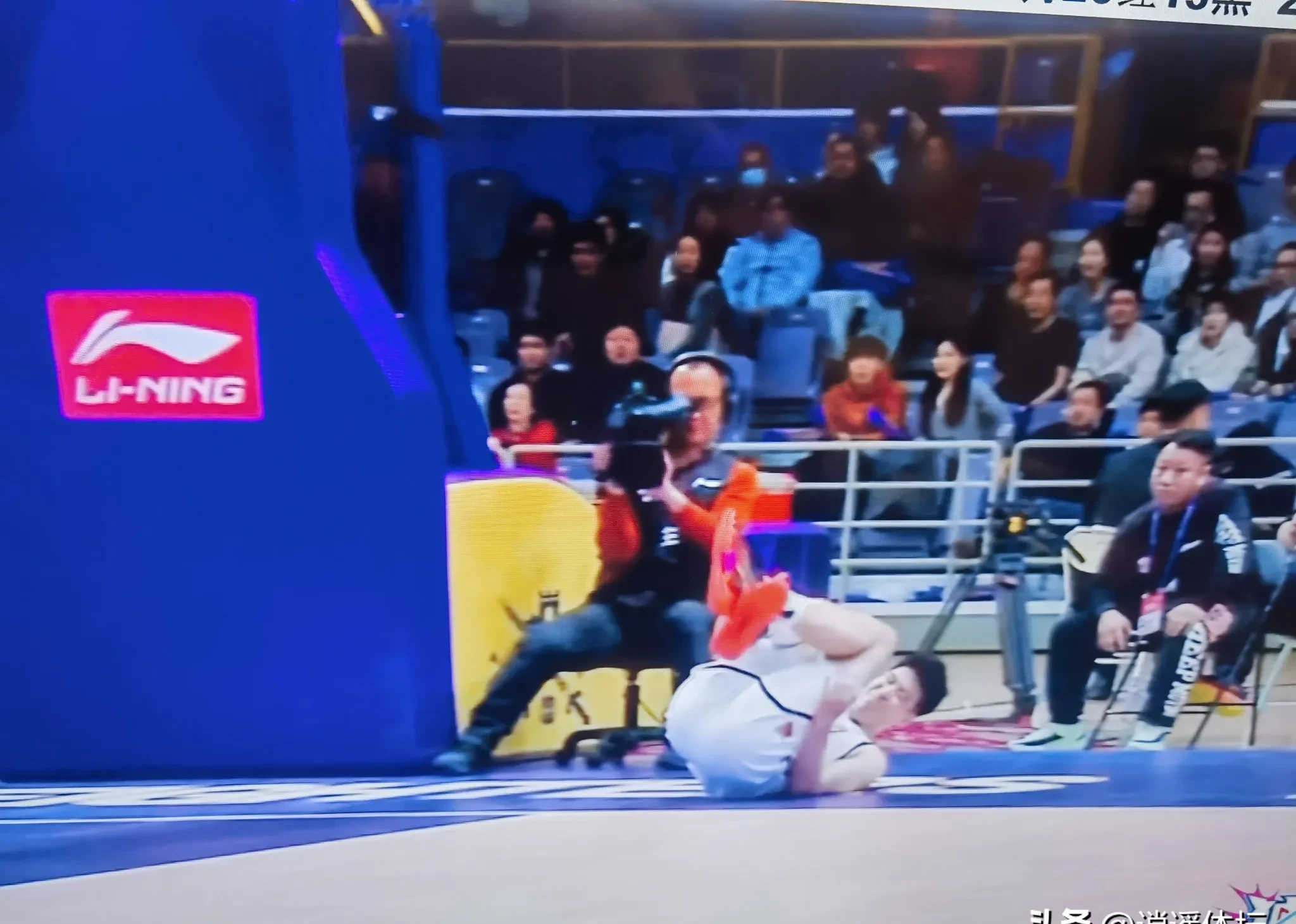 包含北控痛失冲击季后赛机会，战略性失败已成焦点的词条