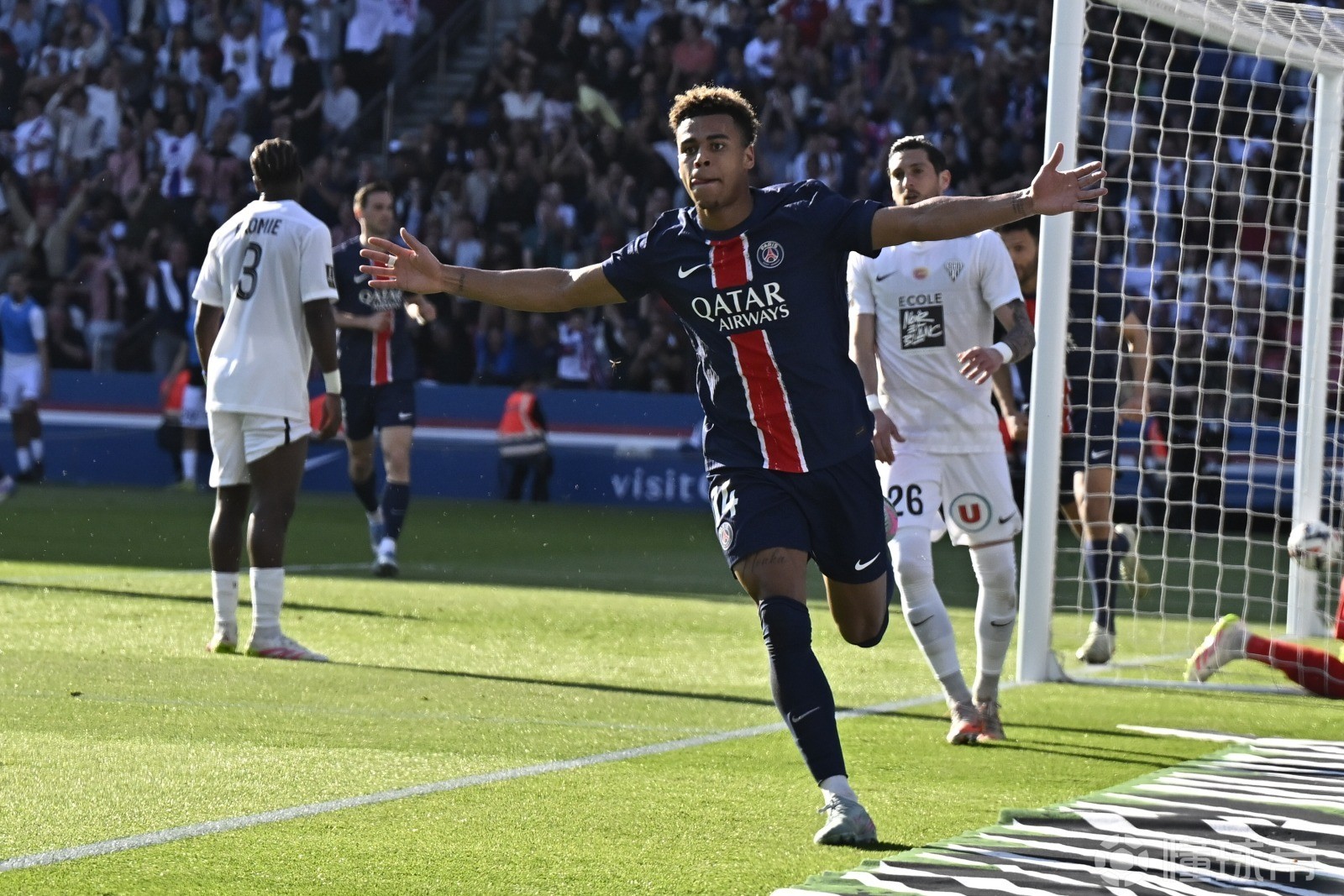 巴黎圣日耳曼球员集体发声，剑指冠军的简单介绍