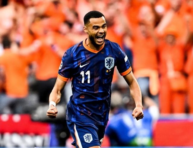 利物浦遭遇败局,萨拉赫状态存疑 利物浦遭遇败局,萨拉赫状态存疑