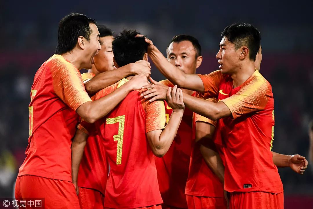 关于上港客战泰达,积极追赶领头羊,争取三分收获胜利的信息 关于上港客战泰达,积极追赶领头羊,争取三分收获胜利的信息