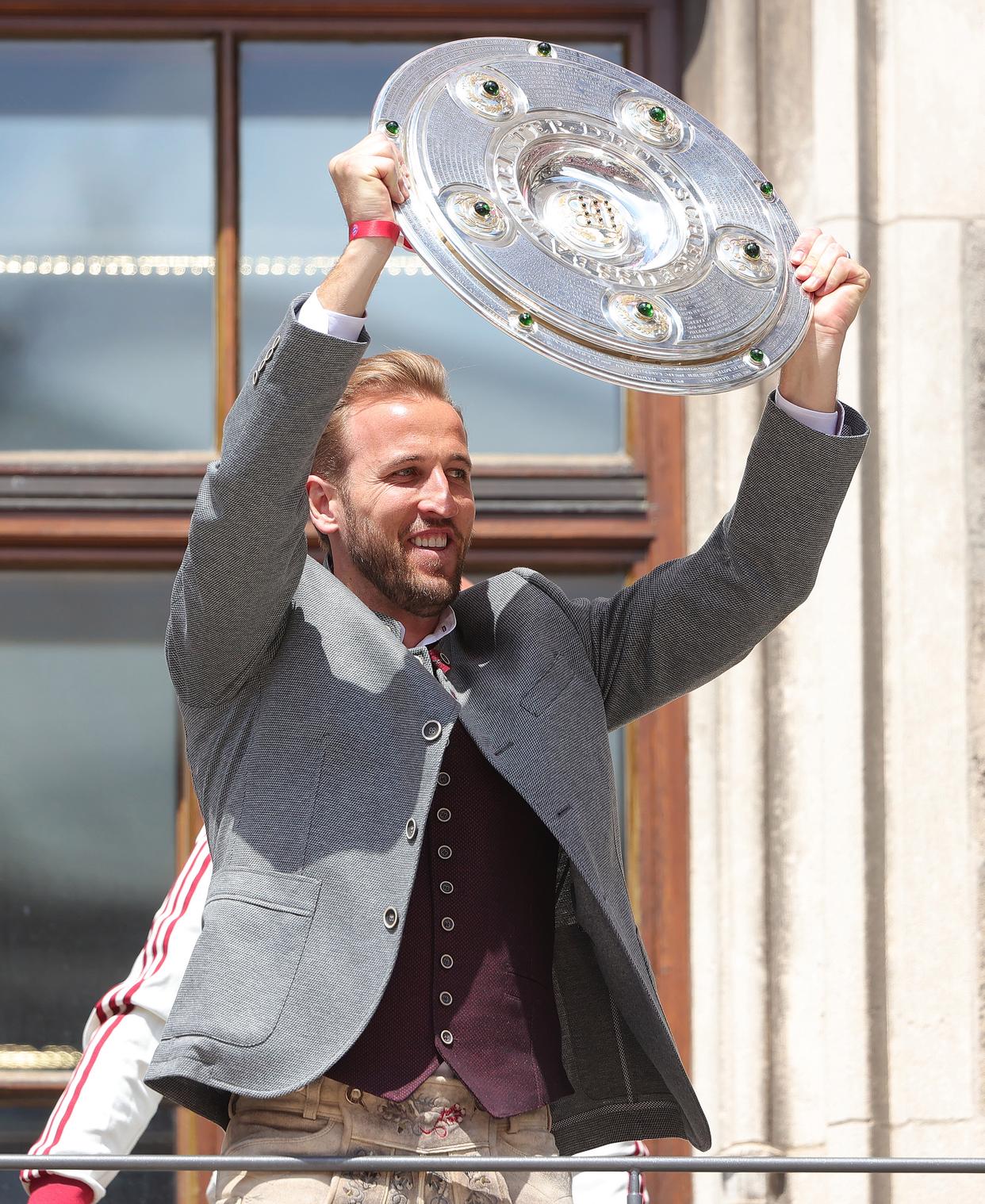 关于拜仁慕尼黑继续领跑德甲积分榜，拜仁连续第9次夺得德甲冠军的希望再次升温的信息