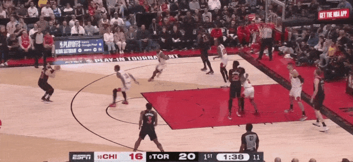 北京队力克公牛，范弗利特高光表现