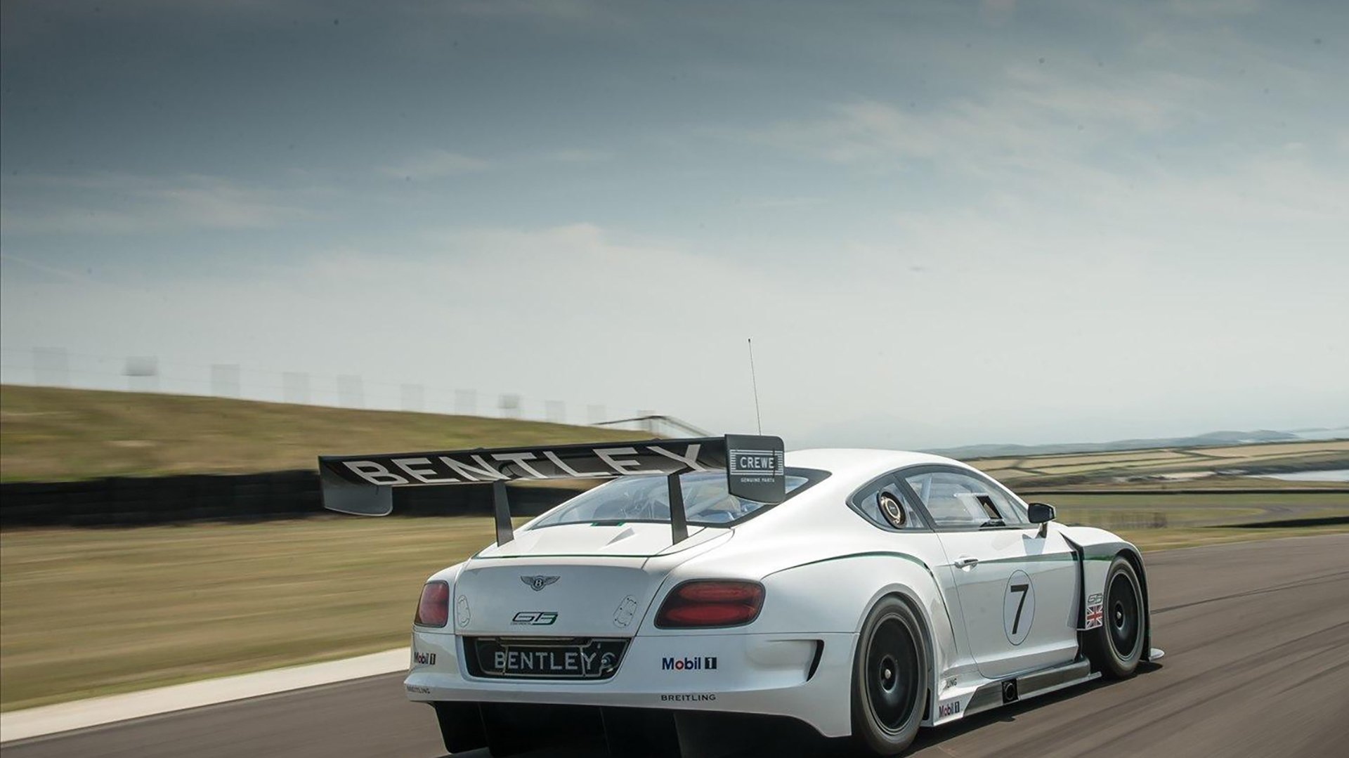 棋盘上的手术刀，当欧冠决赛的窒息感渗透进湖人的战术压制