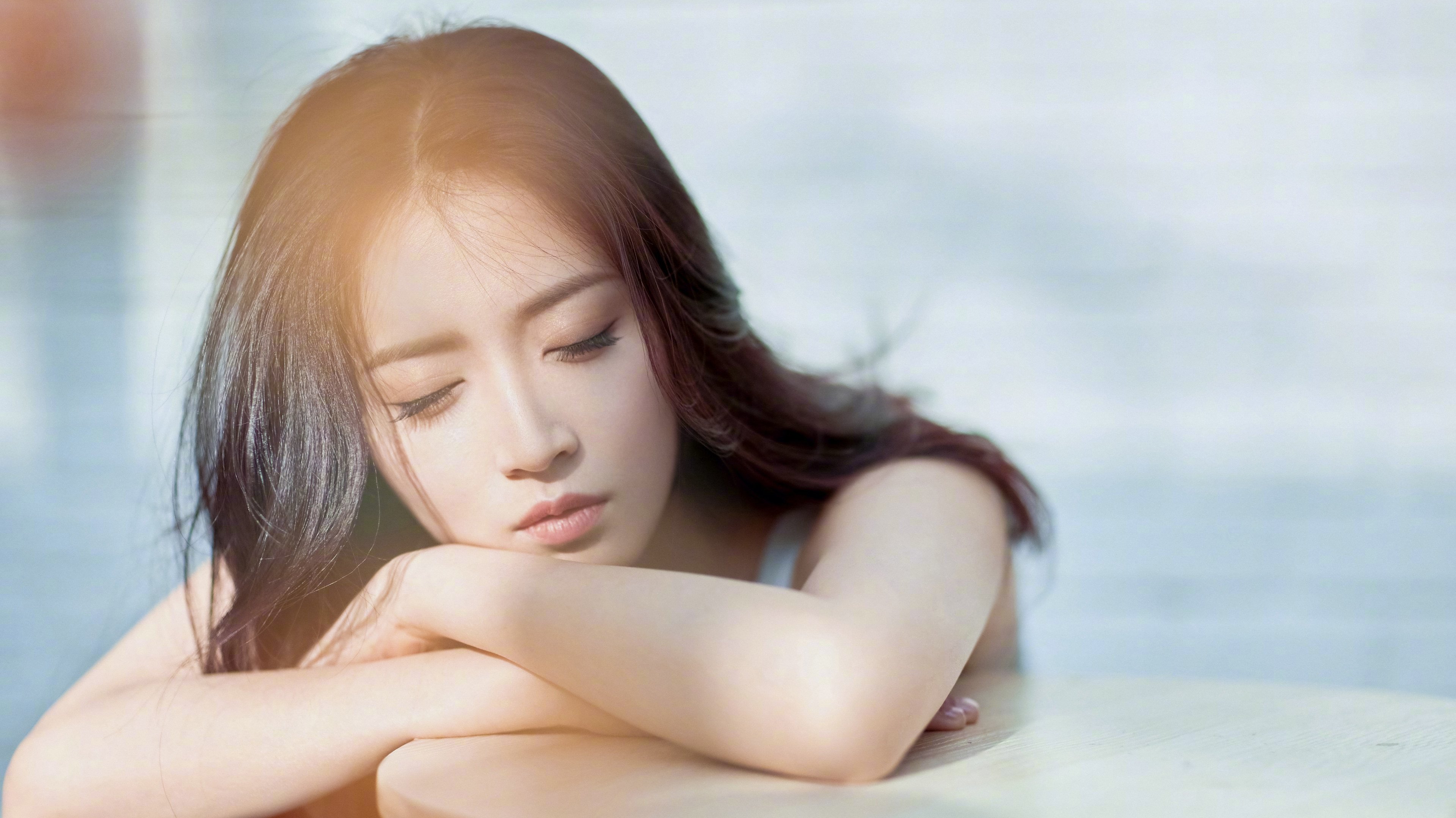 骑士克雄鹿争冠关键战，范弗利特淘汰赛主宰胜负