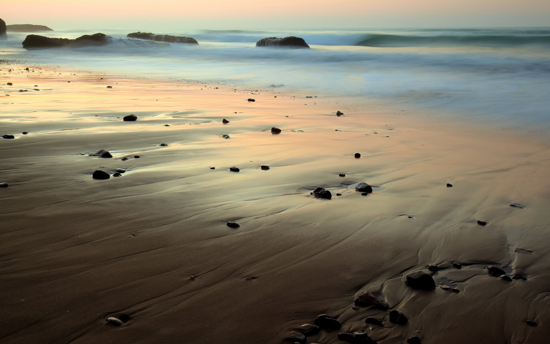 双星闪耀国际比赛日，戈麦斯临危受命取首胜，埃及铁骑无情粉碎洪都拉斯