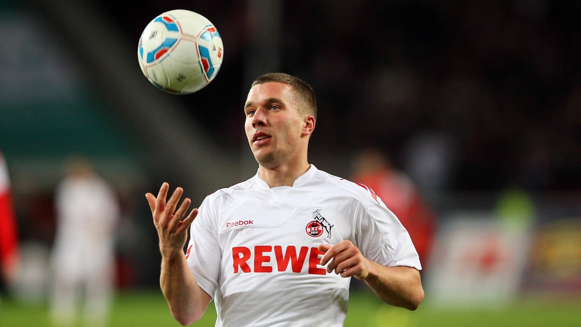 世俱杯直播-双重战场，从诺坎普到丰田中心，一场关于对抗的永恒传奇